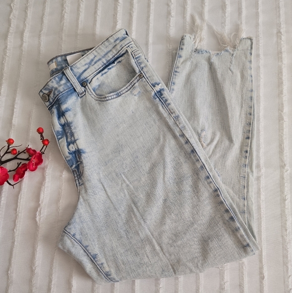 Light Blue Men's Jeans - Picture 3 of 7